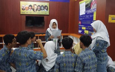 Puncak Bulan Bahasa, “Bahasa Bersuara, Dunia Mendengar”